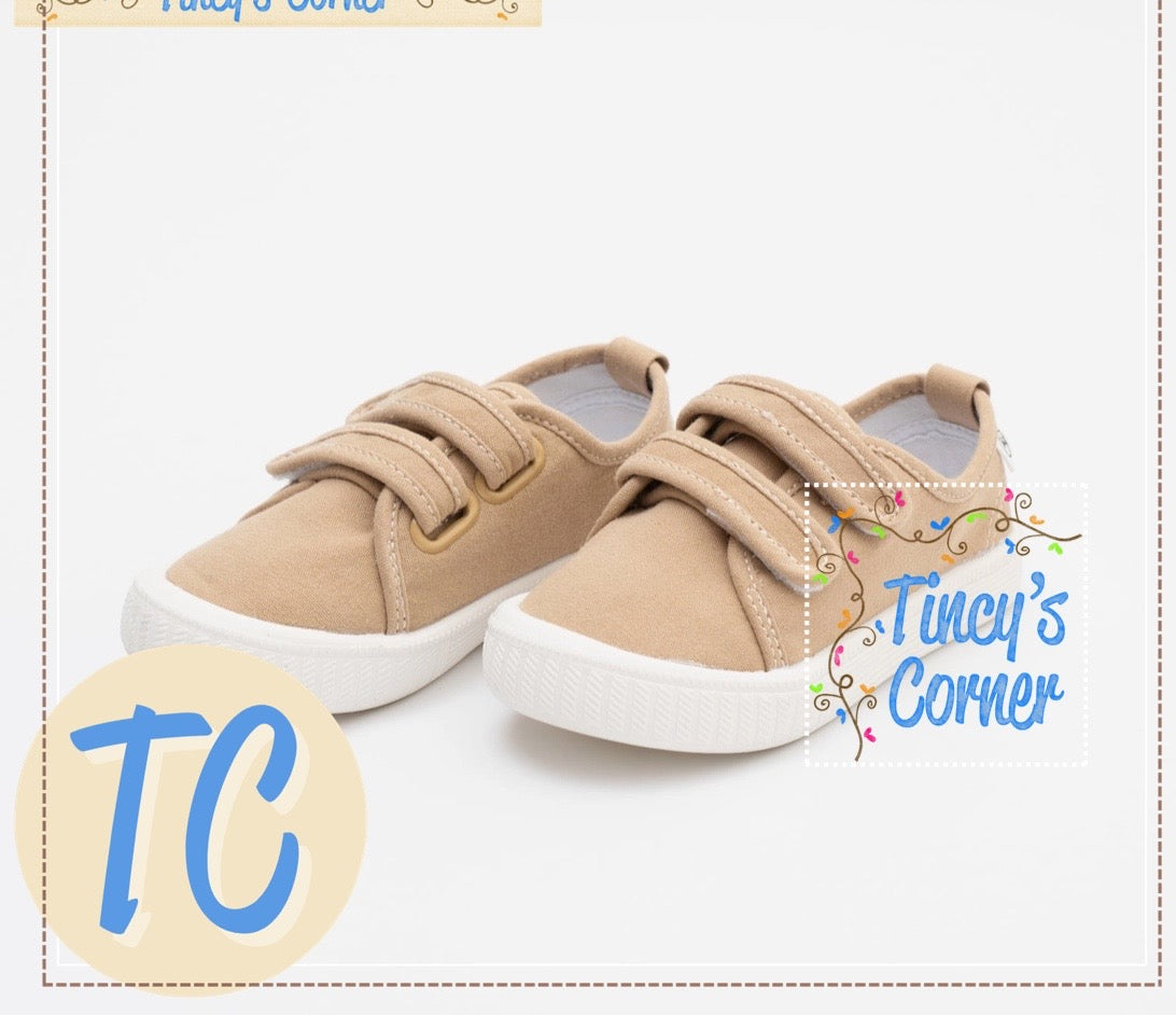 Classic Canvas Velcro Sneaker