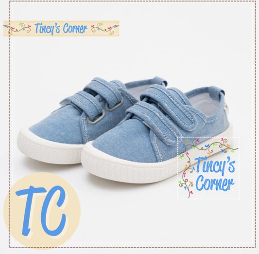 Classic Canvas Velcro Sneaker